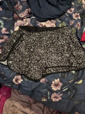 Fabletics Black & Gray Leopard-Print Athletic Shorts